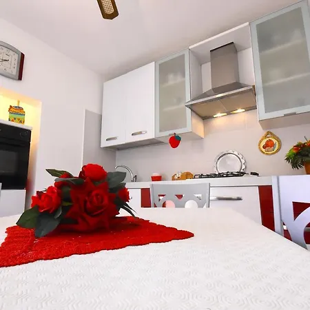 Loriand Depandance בית נופש *